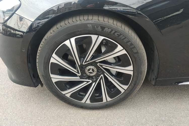 Used Mercedes-Benz E-Class 2024 E 300 L Luxury Model