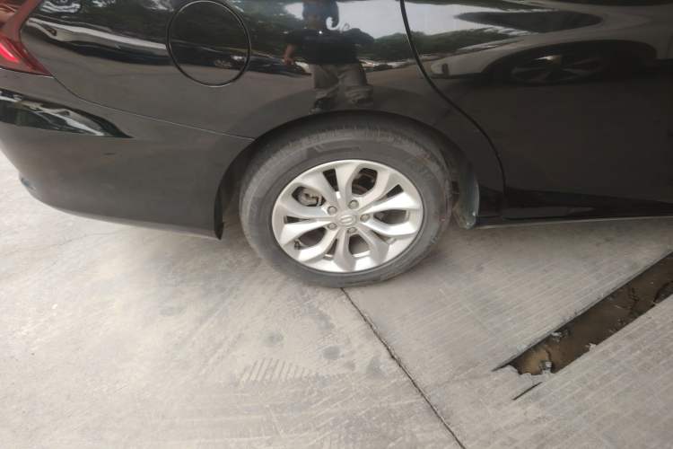 Used GAC Trumpchi GA4 2018 150N Automatic Luxury Edition Right Rear Wheel Hub