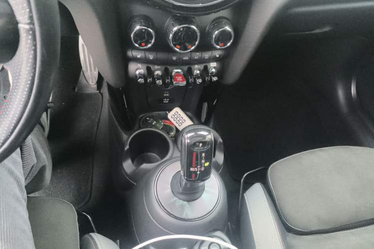 Used MINI JCW 2020 2.0T JOHN COOPER WORKS ALL-IN Gear Lever
