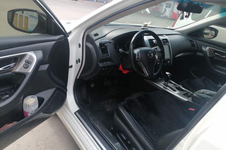 Used Nissan Teana 2013 2.0L XL-NAVI Smart Navigation Edition Driver Seat