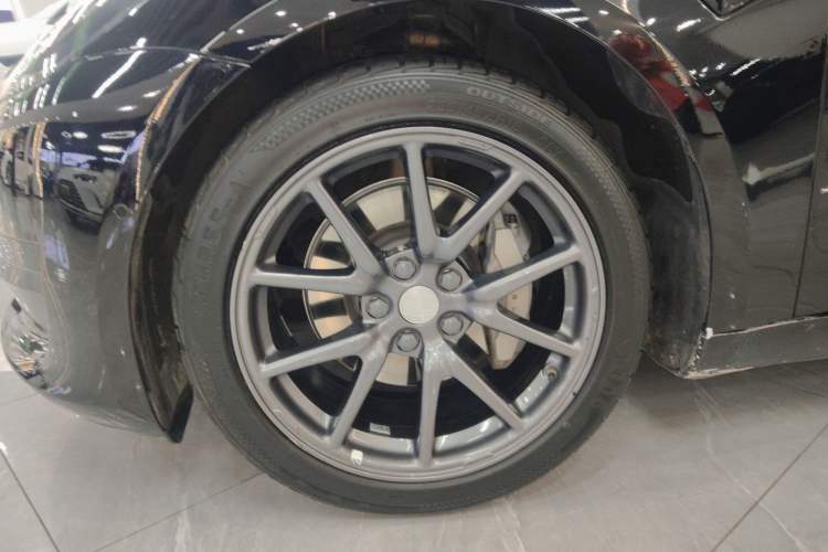 Used Tesla Model 3 2020 Standard Range Rear-Wheel Drive Upgraded Version Left Front Wheel Hub