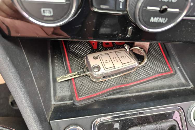 Used Volkswagen Bora 2019 1.5L Automatic Elite Version Vehicle Key