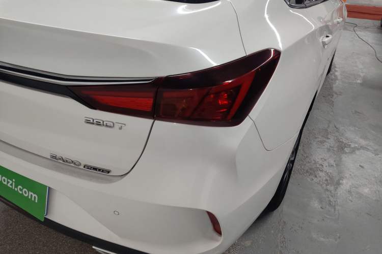 Used CHANGAN Eado 2021 PLUS Blue Whale NE 1.4T GDI DCT Prestige Model Right Rear Taillight