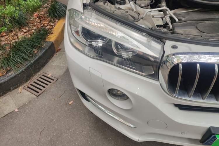 Used BMW X5 2018 xDrive28i
