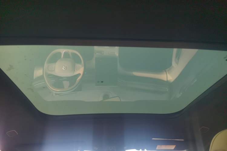 Used Nio ES6 2023 75 kWh Headliner