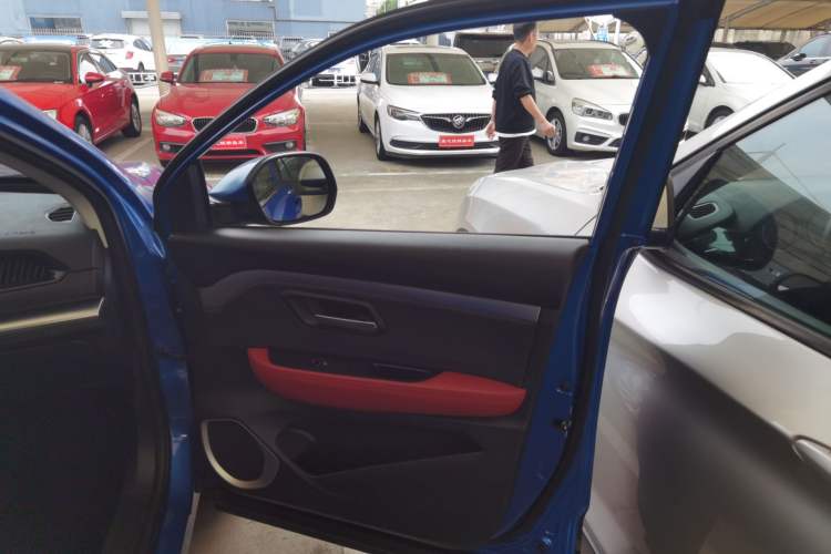 Used Haval H2s 2018 Blue Label 1.5T Dual-Clutch Fashion Edition