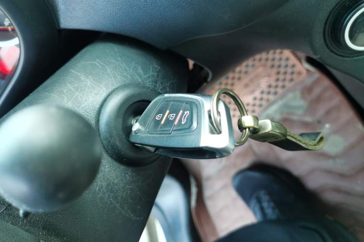 Used MG 3SW 2015 1.5L AMT Elite Model
