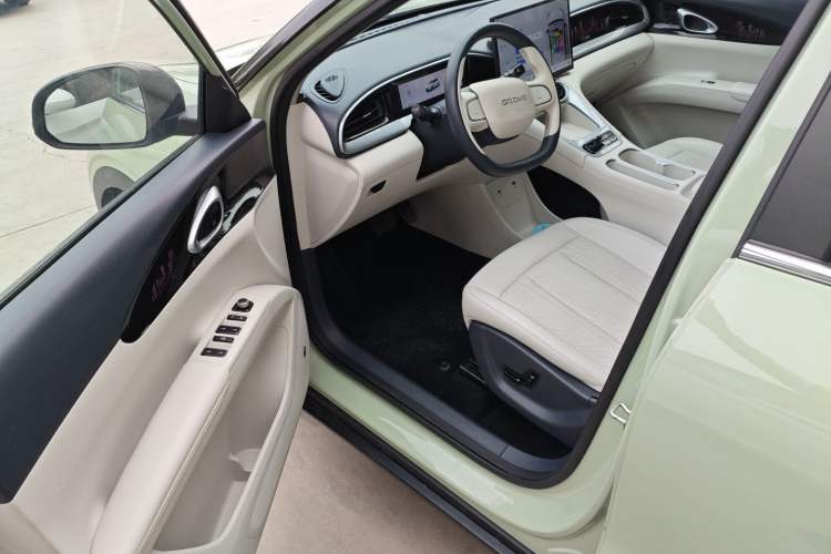 Used Geely Galaxy Geome 2025 UP 410km Exploration+ Edition Driver Seat