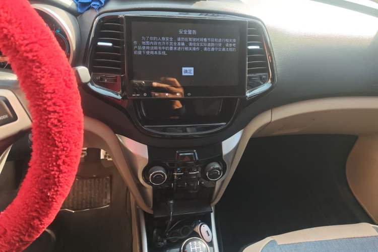 Used CHANGAN Eado 2012 1.6L Manual Luxury Model China IV Standard Audio And AC Panel