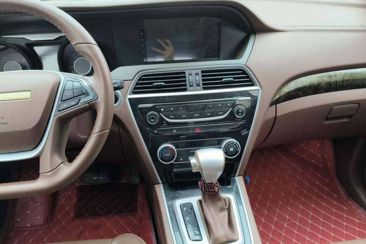 Used Leopaard CS10 2017 2.0T Automatic Luxury Model Audio And AC Panel