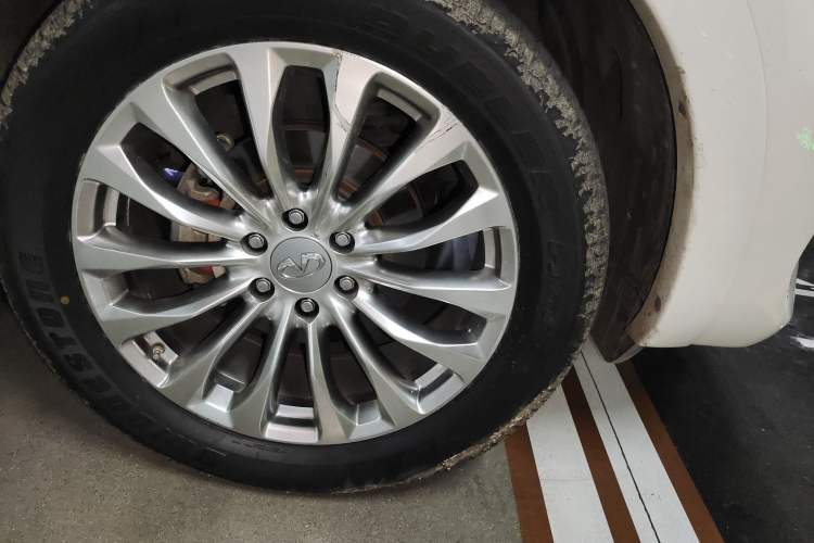 Used Infiniti QX80 2016 5.6L 4WD