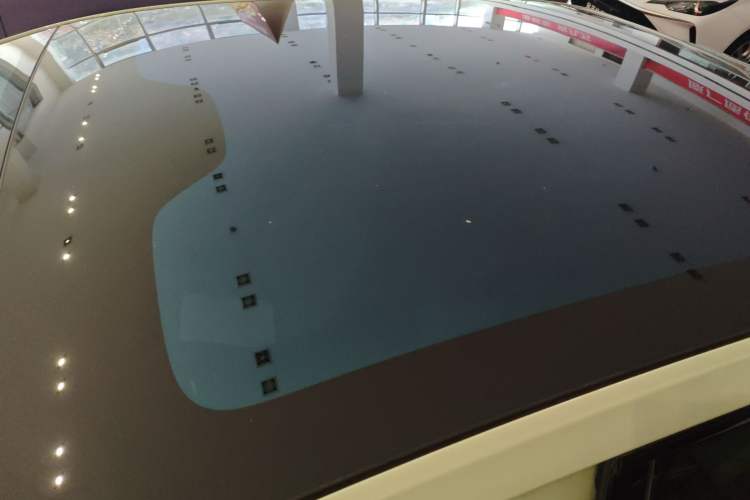 Used Hongqi EH7 2025 690 Smart Selection Edition
