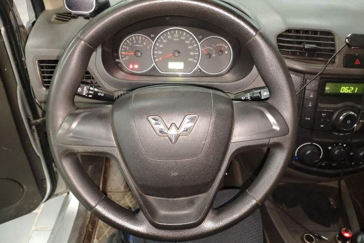 Used Wuling Hongguang 2018 1.2L Classic S Base Model