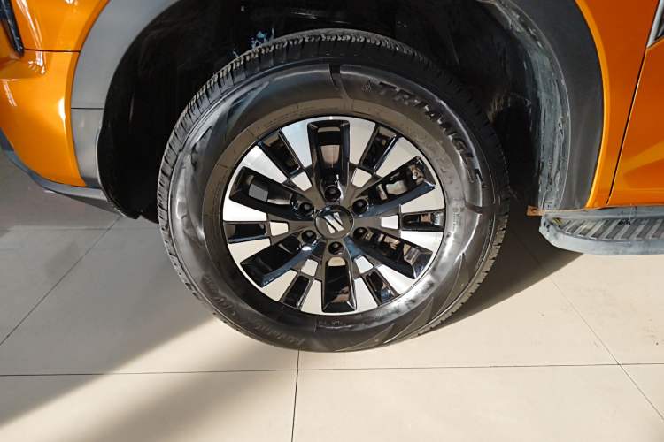 Used Dongfeng Zhengzhou Nissan Z9 2025 GT 2.3T Automatic Diesel 4x4 Smart Edition