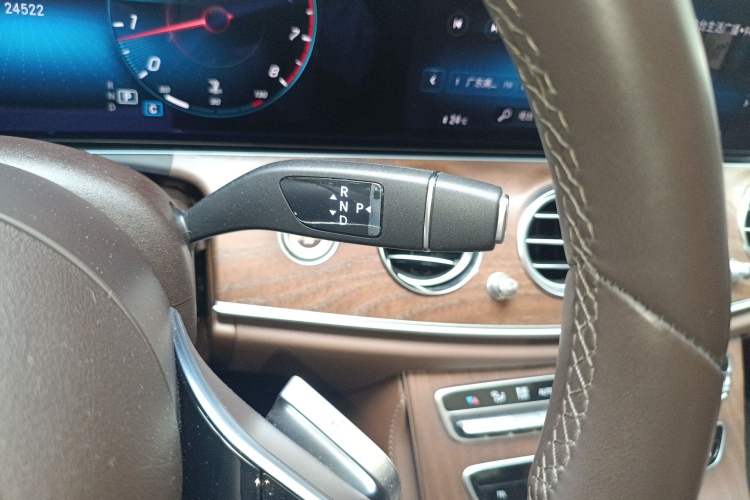 Used Mercedes-Benz E-Class 2023 Updated E 300 L Fashion Edition
