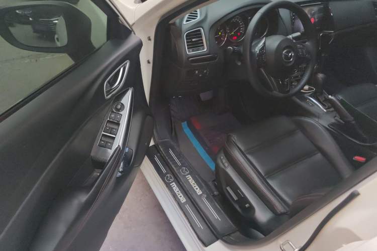 Used Mazda Atenza 2014 2.5L Blue Sky Prestige Edition Driver Seat