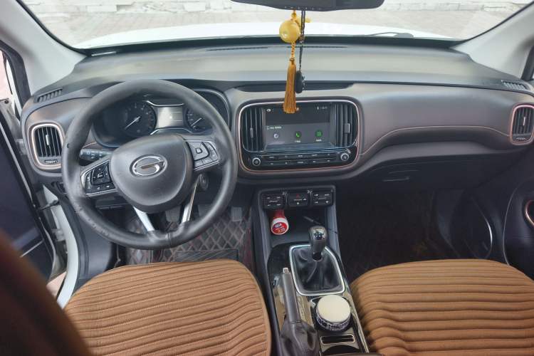 Used GAC Trumpchi GS3 2017 150N Manual Elite Edition Center Console