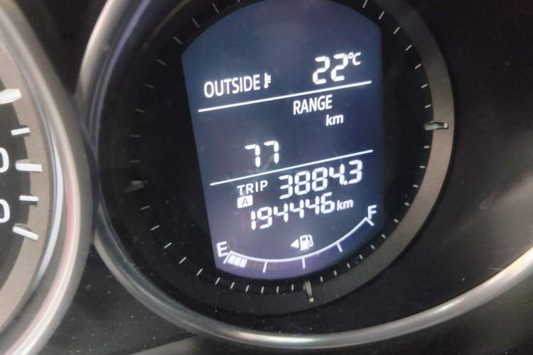 Used Mazda Atenza 2014 2.0L Blue Sky Luxury Edition