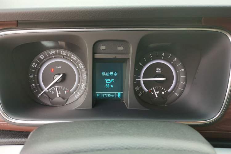 Used Buick GL8 2017 25S Luxury Version China V Standard