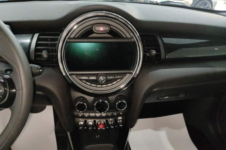 Used MINI MINI 2019 1.5T COOPER CABRIO Artist