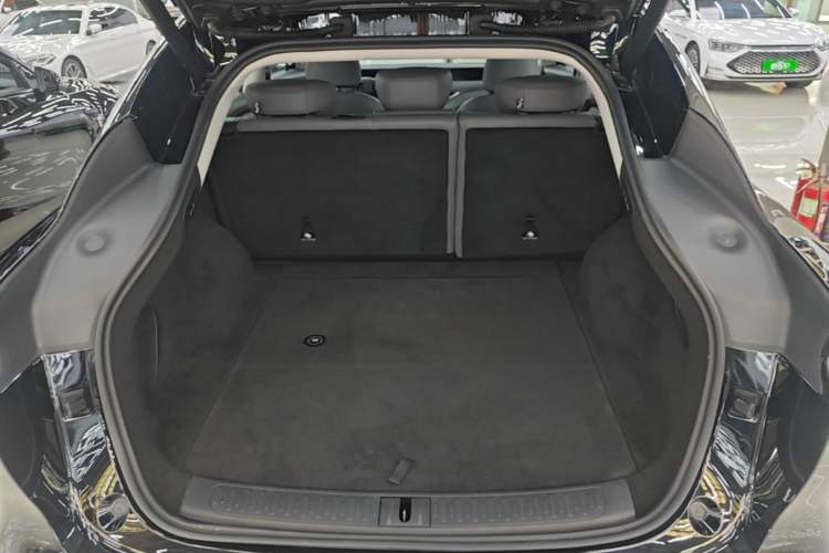 Used IM LS6 2023 Max Standard Edition