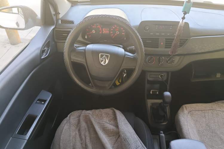 Used Baojun 310 2016 1.2L Manual Value Edition Steering Wheel