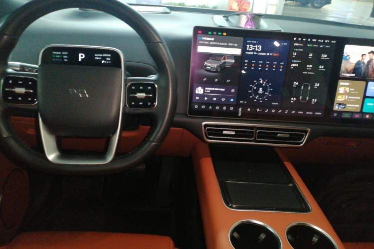 Used Li Auto L8 2023 Pro Model
