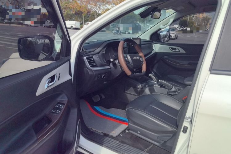 Used JMC Yuhu 7 2022 2.0T Automatic Diesel 4x4 Comfort Edition Standard Wheelbase
