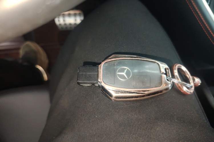 Used Mercedes-Benz Vito 2021 2.0T Business Version 7 Seats
