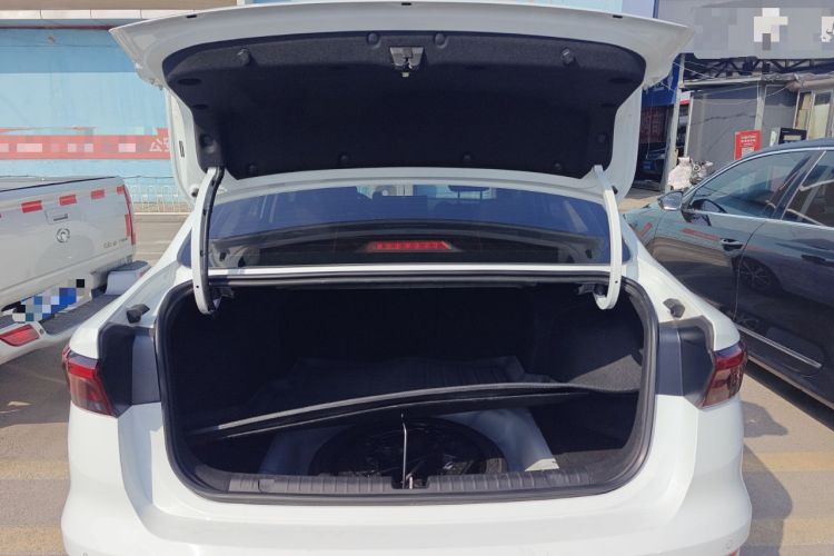 Used Geely Auto Emgrand 2023 4th Generation Champion Edition 1.5L CVT Prestige Model