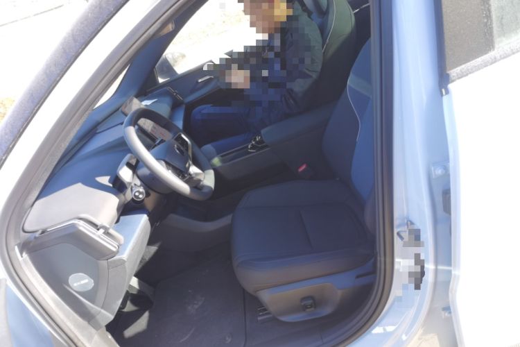 Used Volvo EX30 2025 Rear-Drive Long-Range Plus Model