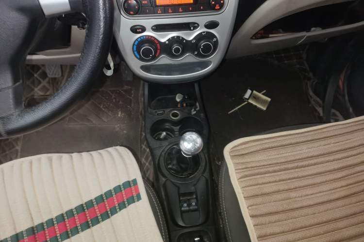 Used CHANGAN Benni mini 2012 1.0L Manual Family Edition China V Standard
