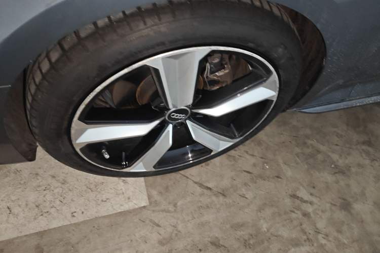 Used Audi A4 2020 Avant Avant-garde 40 TFSI Fashionable and Dynamic Model