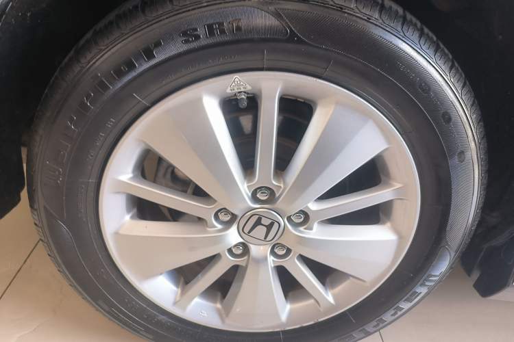 Used Honda Elysion 2012 2.4L VTi Luxury Edition
