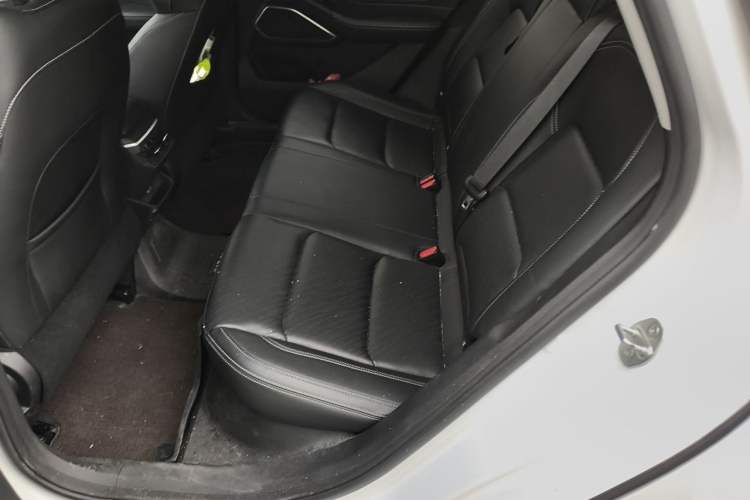 Used Geely Auto Emgrand 2023 4th Generation Champion Edition 1.5L CVT Prestige Model Left Rear Seat