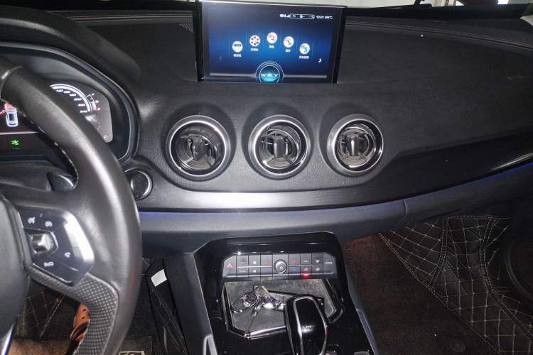 Used Wey VV7 2017 2.0T Luxury Model
