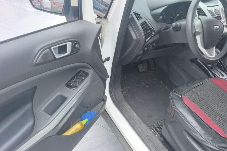 Used Ford EcoSport 2013 1.5L Automatic Fashion Model
