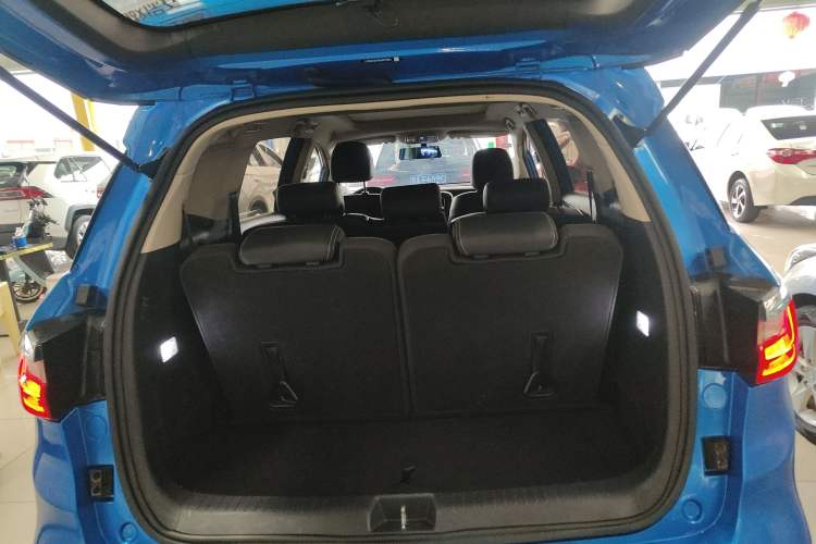 Used BYD Song MAX 2017 1.5T Automatic Smart Connect Elite 7-Seater
