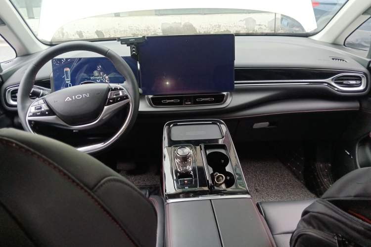 Used AION V 2021 Plus 70 Smart Technology Edition Lithium Iron Phosphate