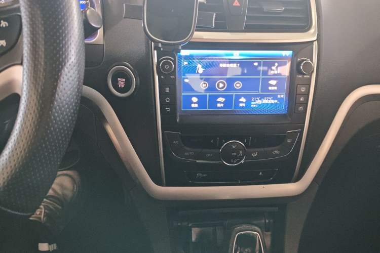 Used Geely Auto Emgrand 2016 Sedan 1.5L CVT Upward Version