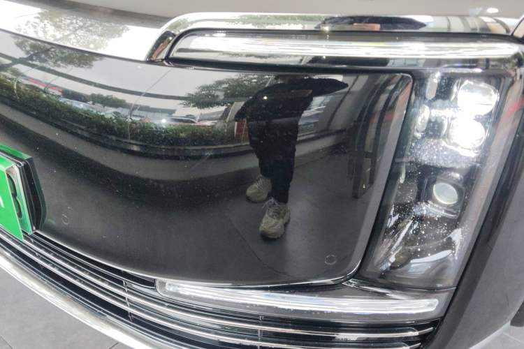 Used Hima S800 2025 Model, Range-Extended Starlight Prestige Edition, 5 Seats
