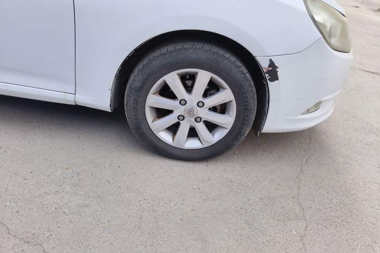 Used Baojun 630 2011 1.5L manual Elite version
