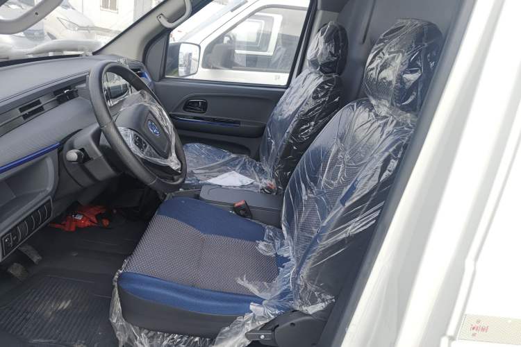 Used Dongfeng Yufeng EM27 2024 EM27L BYD CATL 41.86 kWh Left Front Seat