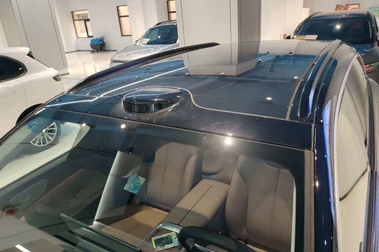 Used Leapmotor C11 2026 Range-Extended 300 LiDAR Prestige Edition Roof