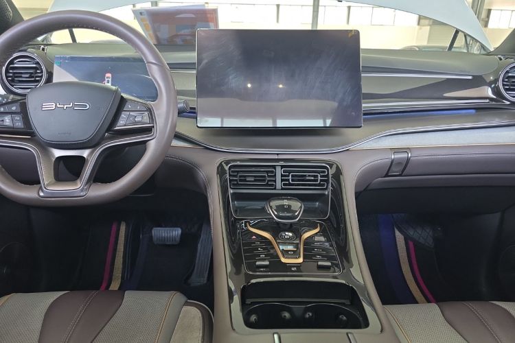 Used BYD Frigate 07 2023 DM-i 100KM Prestige Model