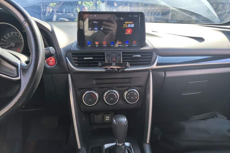 Used Mazda CX-4 2018 2.0L Automatic Two-Wheel Drive Blue Sky Dynamic Version China VI Standard
