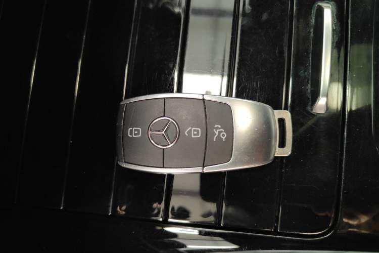 Used Mercedes-Benz GLB 2020 Updated GLB 200 Dynamic Edition Vehicle Key