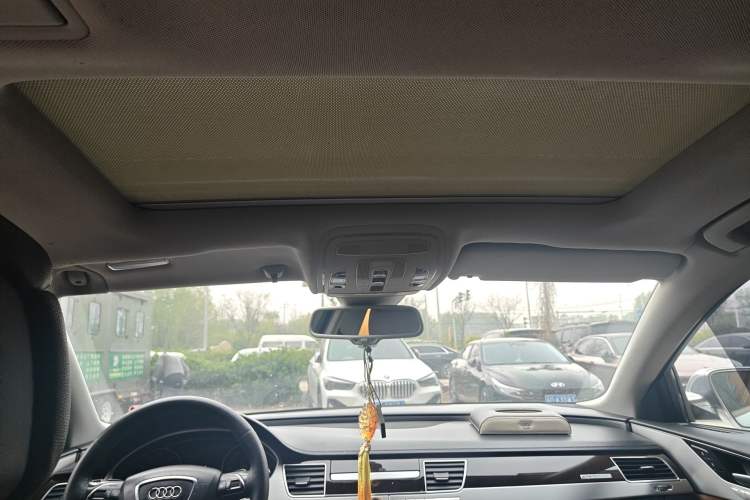 Used Audi A8 2013 A8L 45 TFSI quattro Comfort model
