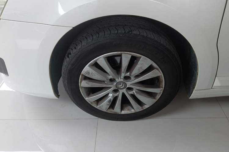 Used Citroen C-Quatre 2013 Sedan 2.0L Manual - Joyful Edition Left Front Wheel Hub