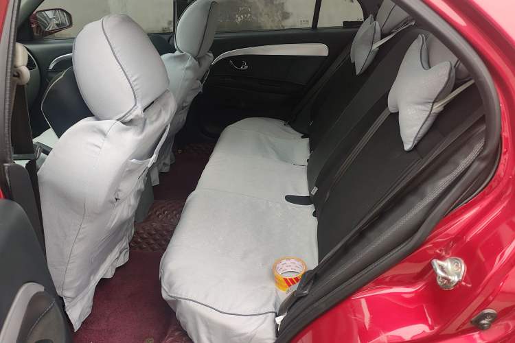 Used Soueast V3 Lingyue 2015 1.5L Manual Style Edition Left Rear Seat